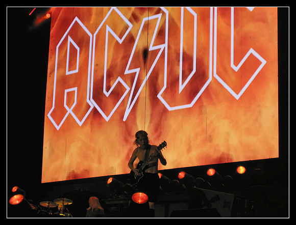 AC/DC