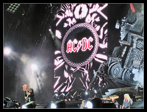AC/DC