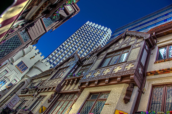 London Court