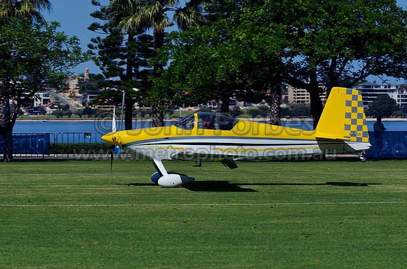 VH-TQQ Van's RV-7